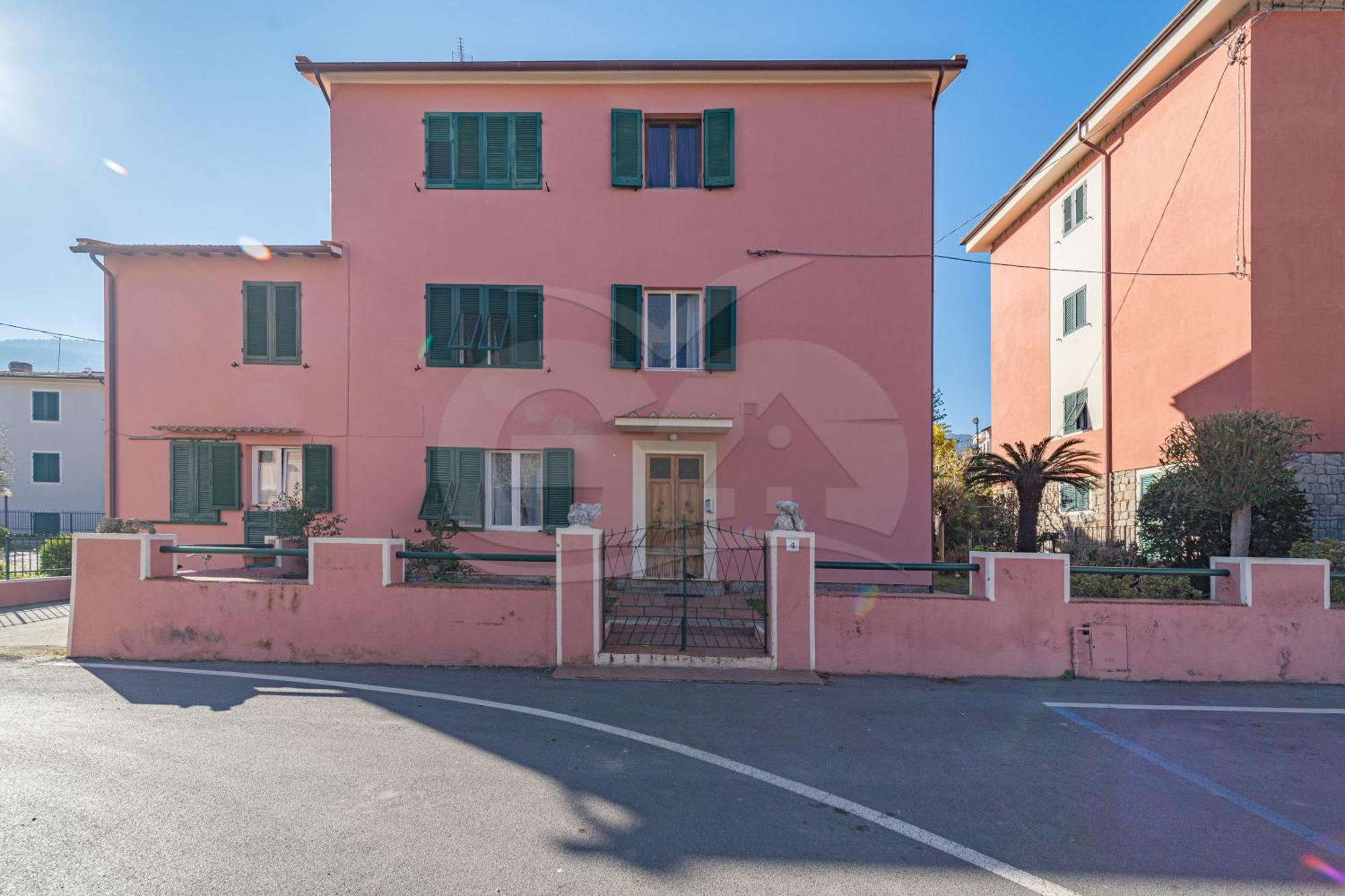 La Piazzetta Di Marciana Marina - Goelba Apartment Exterior photo